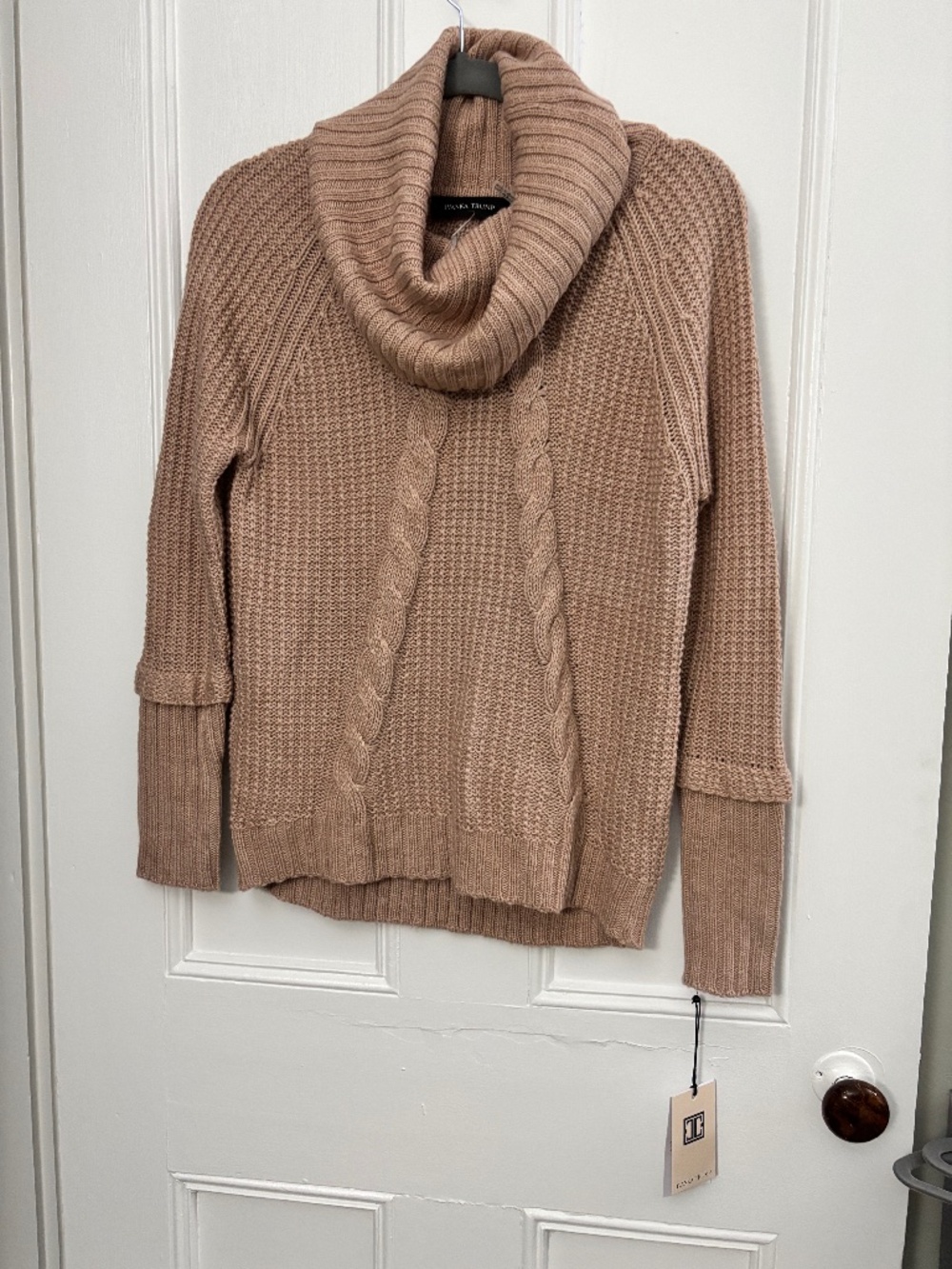 NWT Ivanka Trump Cable Knit Turtleneck Sweater Womens